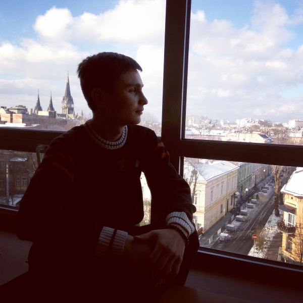 Хочеш зупинити час - поцілунок\\nХочеш...