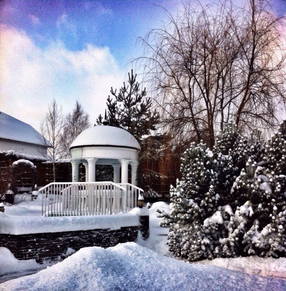 Самое время познакомиться с местом...