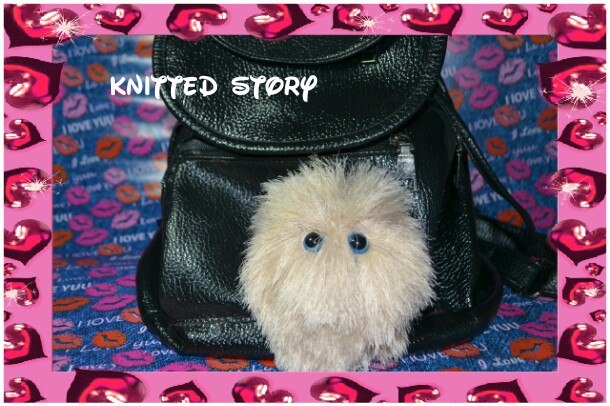 Пушистая игрушка-брелок, ручная работа