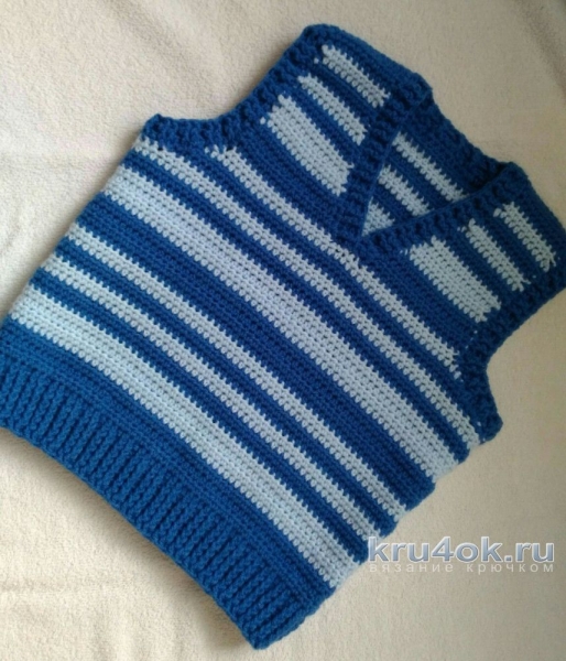 Жилет крючком для мальчика. Работа...