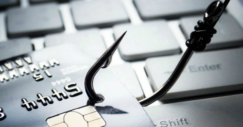 Выявлен Android-вирус, перехватывающий...