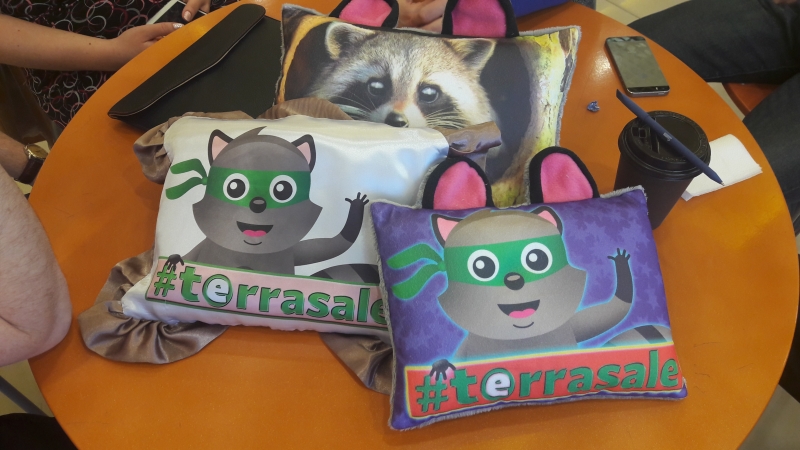 У нас появились подушки из трикотажа с...