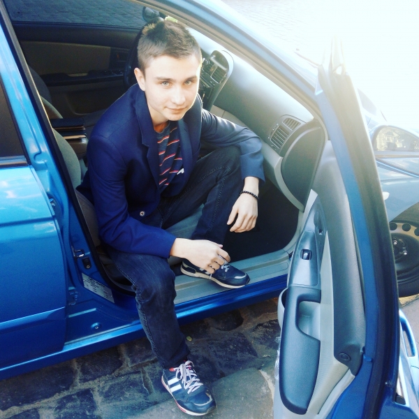 Люди тысячи лет спорят о смысле жизни,...