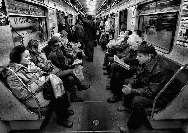 РАБЫ СИСТЕМЫ \\n\\nОни вечно торопятся...