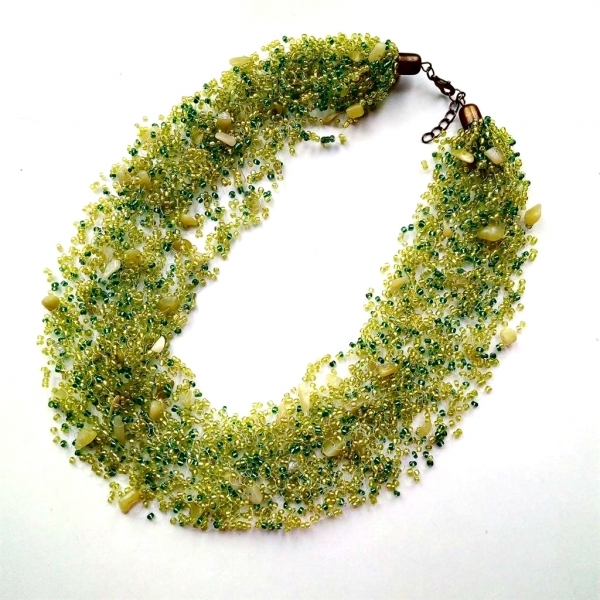 Роскошное воздушное колье с натуральным...