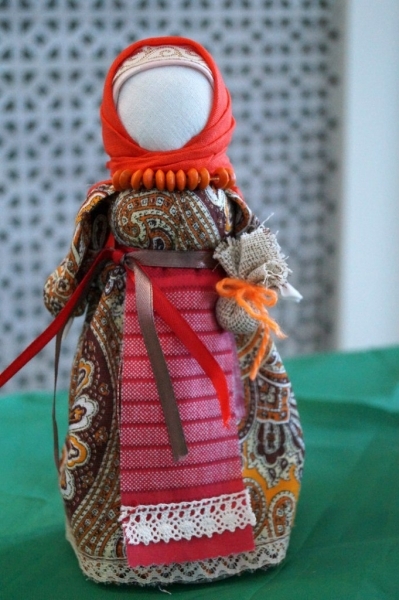 Традиционная кукла Рябинка - считается?...