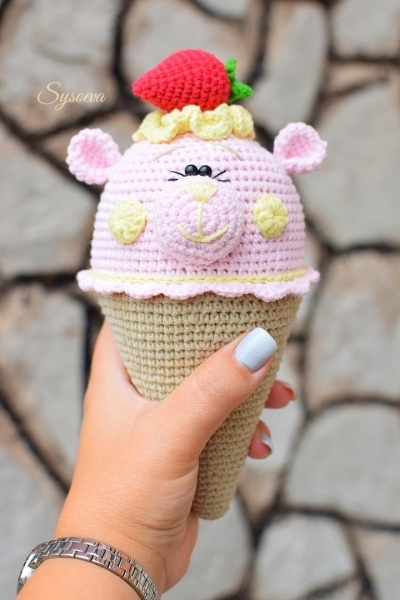 Ещё в поездке посетив одно уютное...