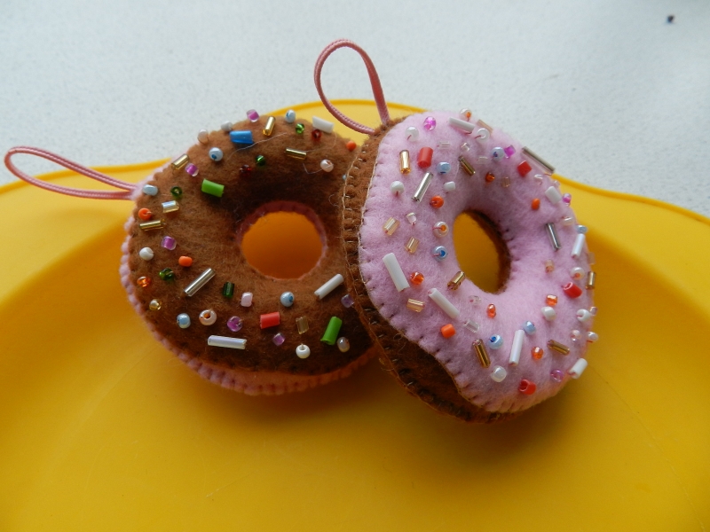 Аппетитные пончики украсят сумку,...