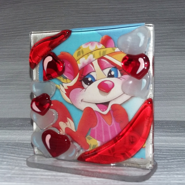 Яркая, красивая фоторамка...